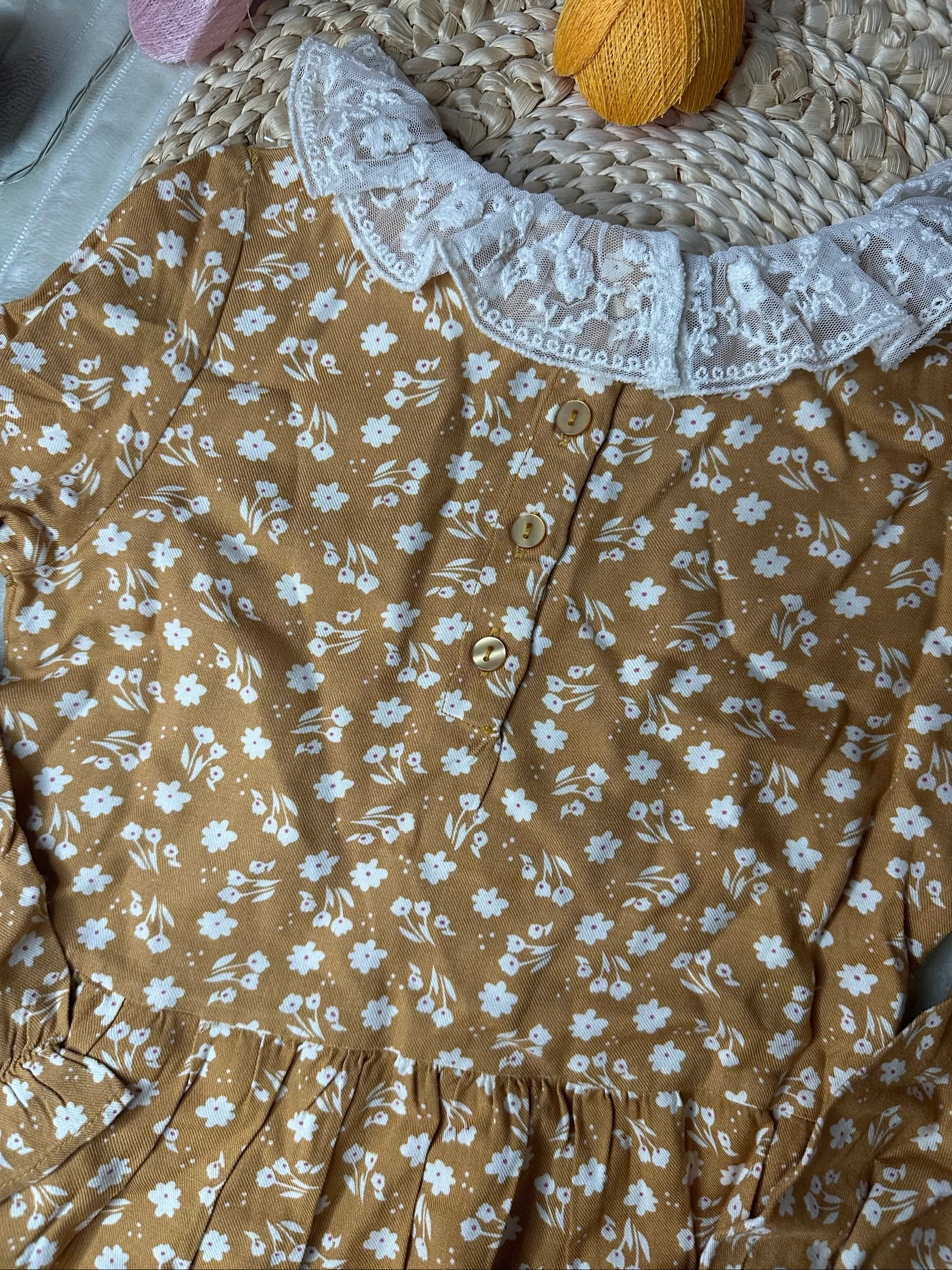 Vestido de Mangas Longas Kiabi 8 anos Amarelo Mostarda e Branco – photo 7